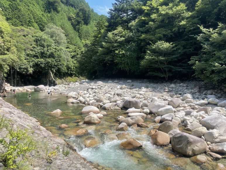 神崎川の水上ブランコ