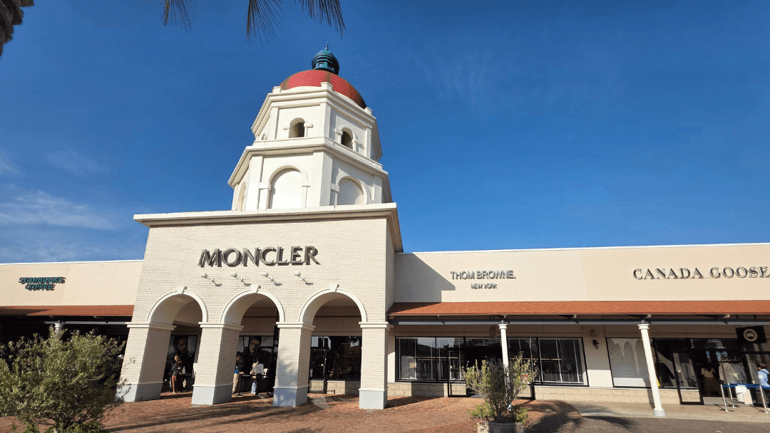 명품 브랜드 매장이 많은 일본 관서 지역의 코베 산다 프리미엄 아울렛