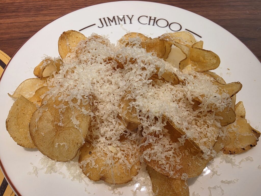 ジミーチュウカフェのチップスアンドチーズ